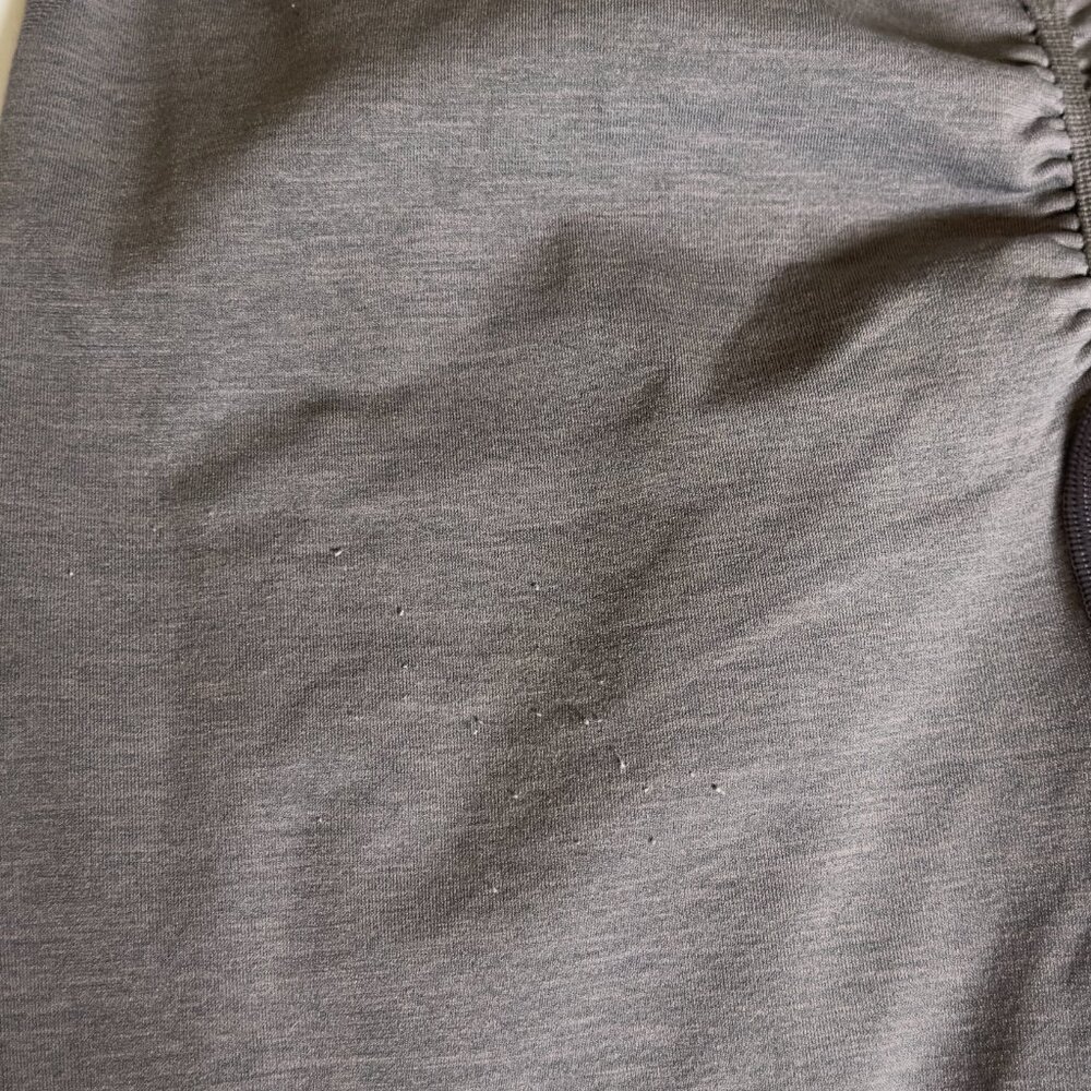 Alphalete Amplify shorts. Size medium storm gray - Picture 6 of 8